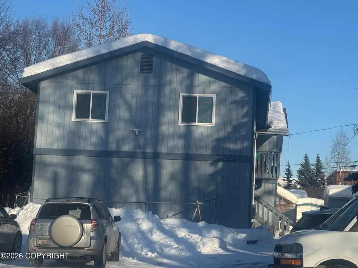 2225 Eagle Street, Anchorage, AK 99503 - #1