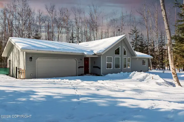 6420 W Commadore Lane, Wasilla, AK 99623