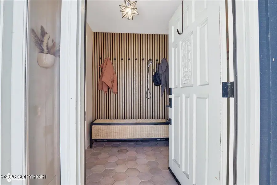 4031 Romanzof Circle, Anchorage, AK 99517 - #3