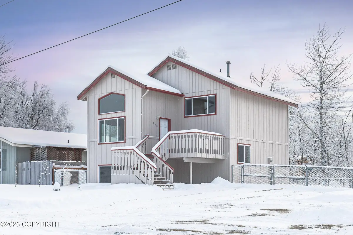 250 W Albrecht Avenue, Palmer, AK 99645 - Image #1