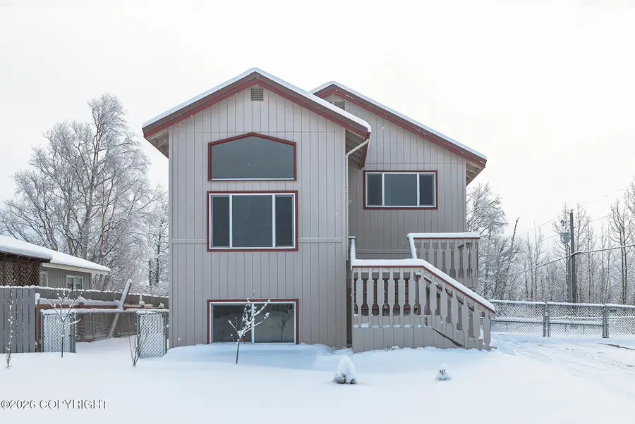 250 W Albrecht Avenue, Palmer, AK 99645 - Image #2
