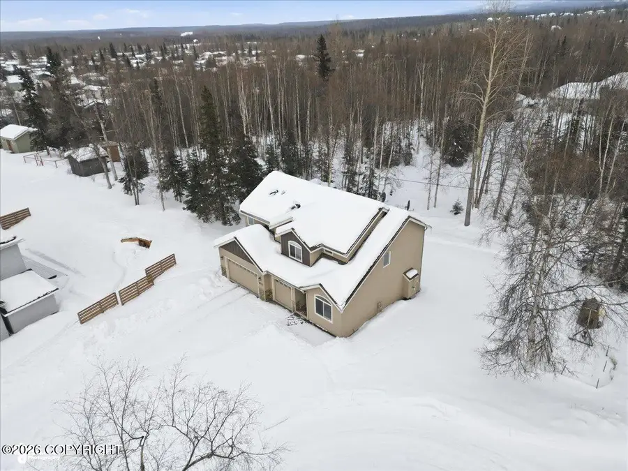 8711 Estates Circle, Anchorage, AK 99507 - #2