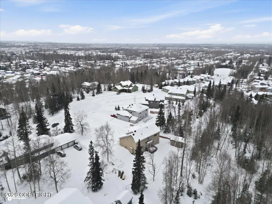 8711 Estates Circle, Anchorage, AK 99507 - #3