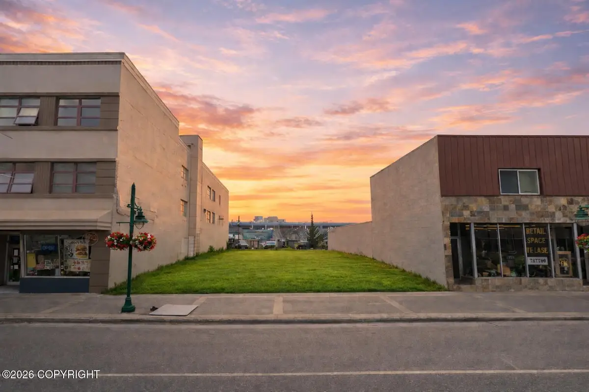 327 W 5th Avenue, Anchorage, AK 99501 - #1