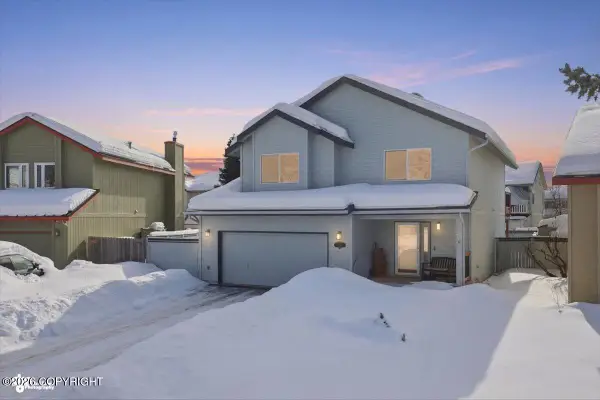 2060 Courage Circle, Anchorage, AK 99507
