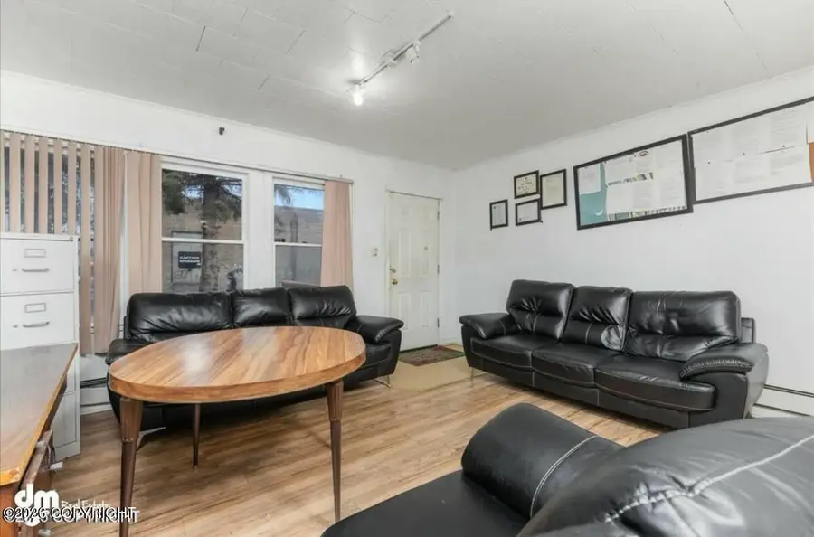 1102 W 29th Place, Anchorage, AK 99503 - Image #3
