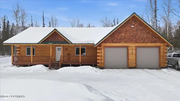 2126 N Skye Circle #33, Houston, AK 99694