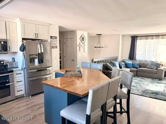 3731 Gary Cooper Circle, Anchorage, AK 99507 - #3
