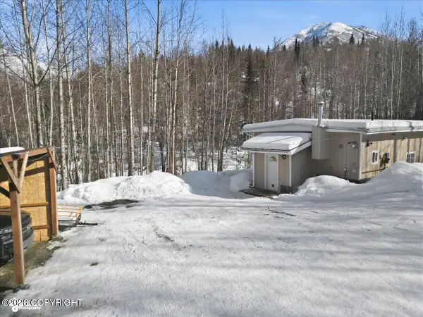 19311 Jasmine Road, Chugiak, AK 99567