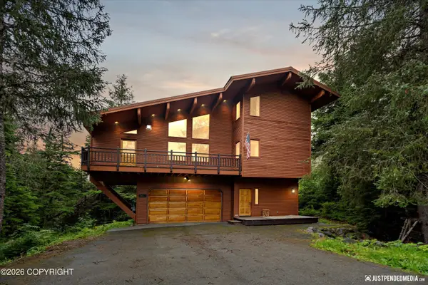 165 Vail Circle, Girdwood, AK 99587