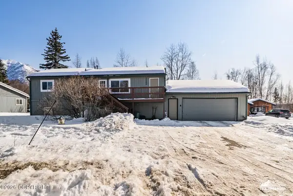 20880 Oberg Road, Chugiak, AK 99567