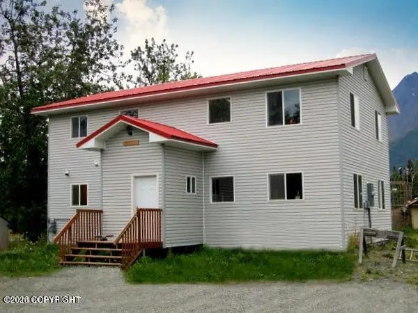 16600 E Plumley Road, Palmer, AK 99645