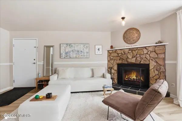 355 Donna Drive #3, Anchorage, AK 99504