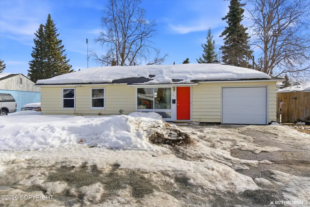 1923 Talkeetna Street, Anchorage, AK 99508 - #1