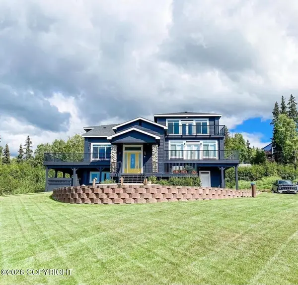 15895 Golden View Dr Drive, Anchorage, AK 99516