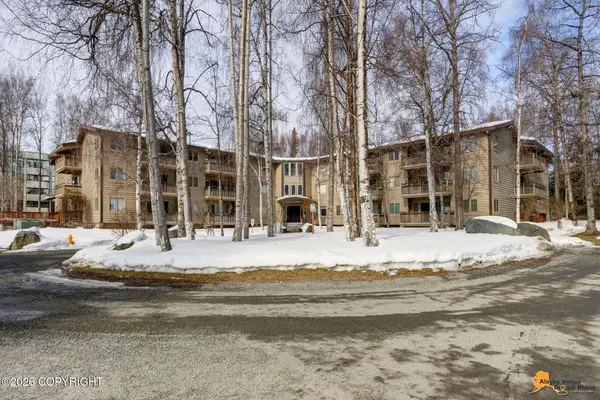 400 W 76th Avenue #103, Anchorage, AK 99518