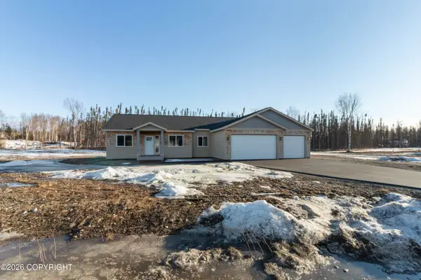 696 W Wood Star Drive, Wasilla, AK 99654