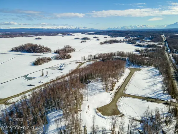 20180 W Kvichak Circle, Big Lake, AK 99652