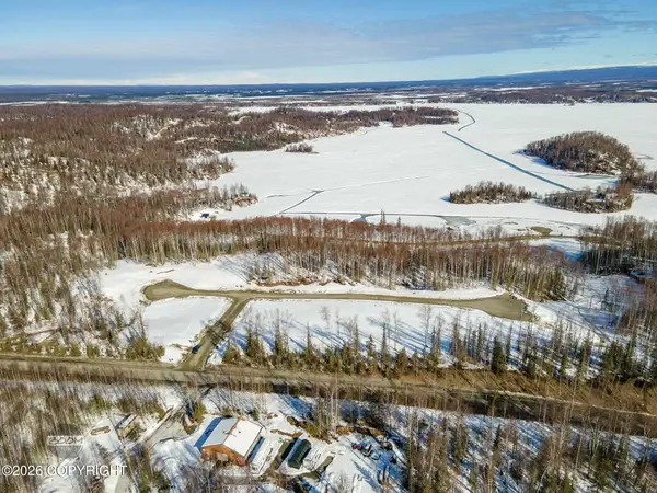 20271 W Kvichak Circle, Big Lake, AK 99652