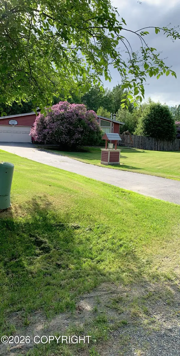 5750 E Camborne Drive, Wasilla, AK 99645