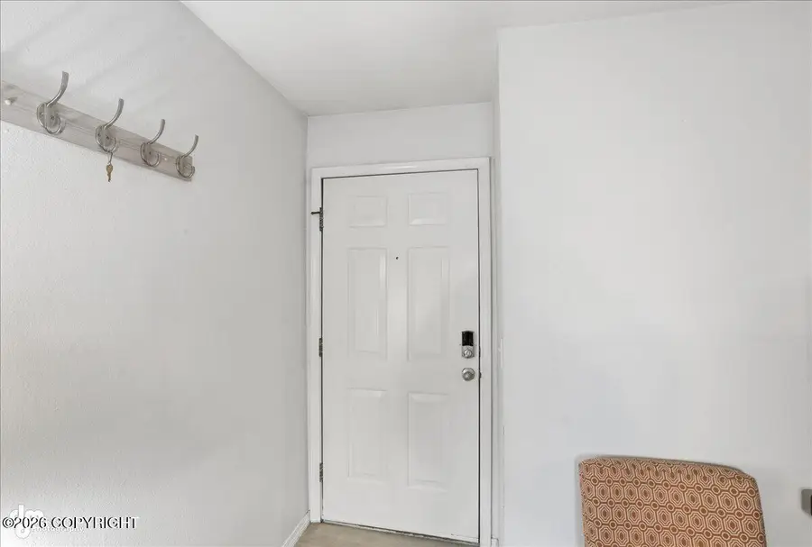 7538 Foxridge Way #8H, Anchorage, AK 99518 - Image #3