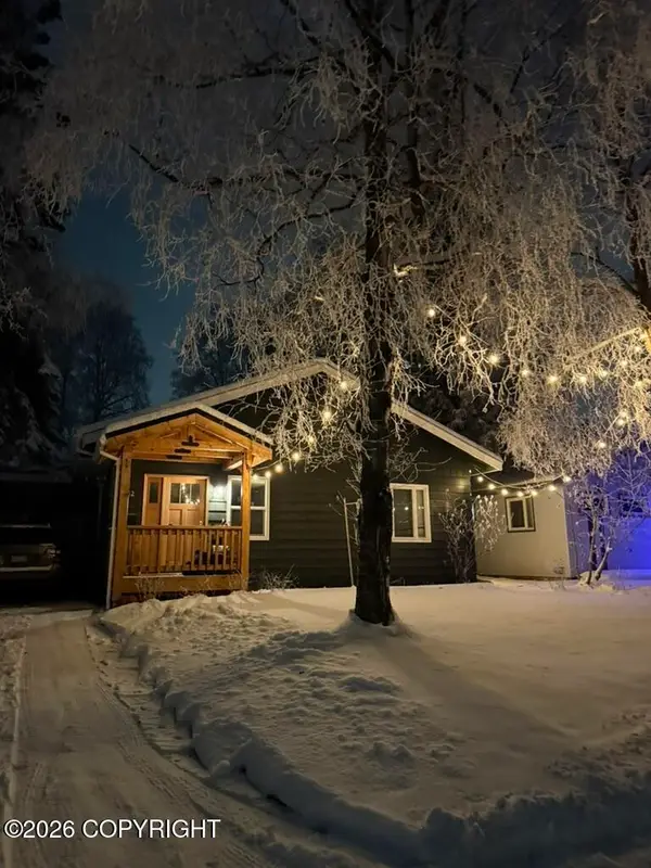 1852 E 26th Avenue, Anchorage, AK 99508