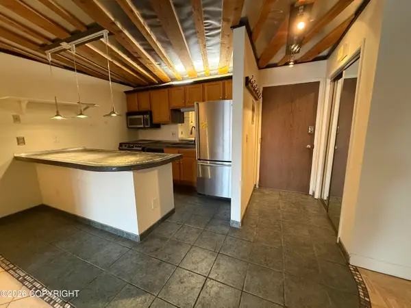 10250 Jamestown Drive #B20, Anchorage, AK 99507