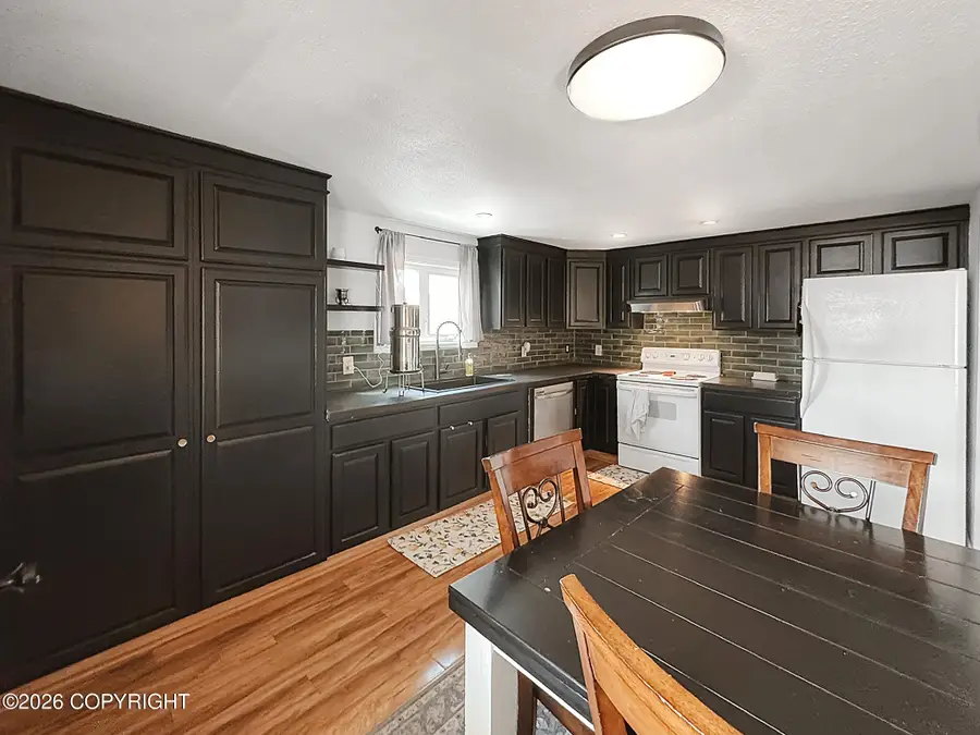 201 E 5th Avenue, North Pole, AK 99705 - #3