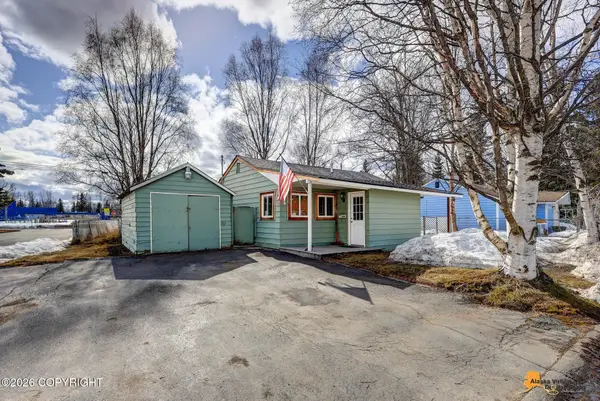 5708 Armstrong Lane, Anchorage, AK 99504