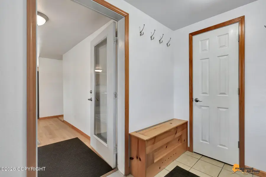 5708 Armstrong Lane, Anchorage, AK 99504 - #2