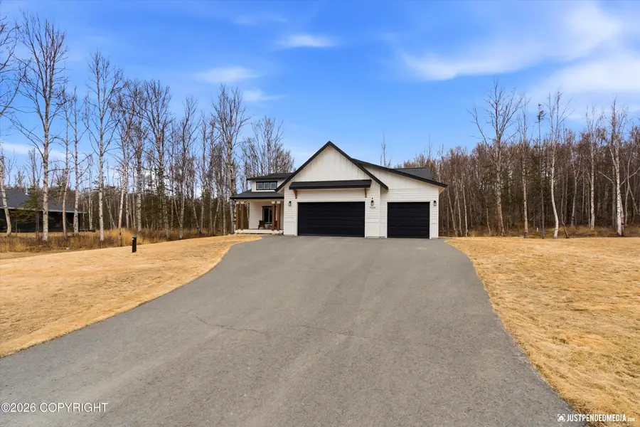 7038 E Amarok Avenue, Wasilla, AK 99654 - #2