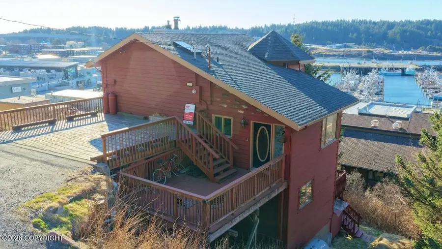 211 W Hillcrest Street, Kodiak, AK 99615 - #2