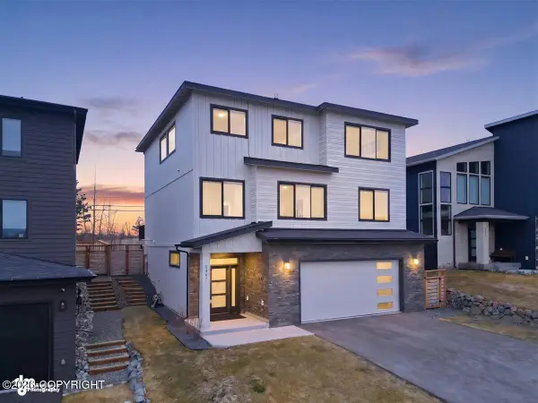 5467 Sandhill Loop, Anchorage, AK 99502