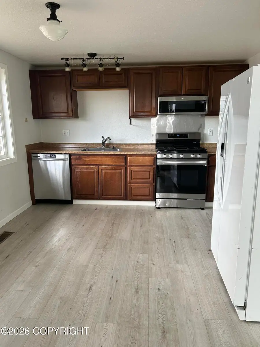 1716 Sanya Circle, Anchorage, AK 99508 - #2