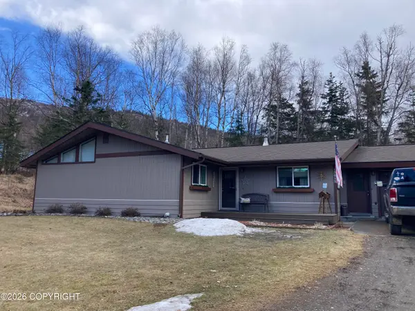 13812 Knob Hill Drive, Eagle River, AK 99577