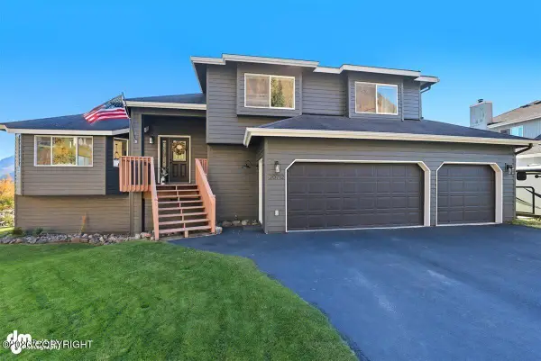 20712 Williamsburg Drive, Eagle River, AK 99577