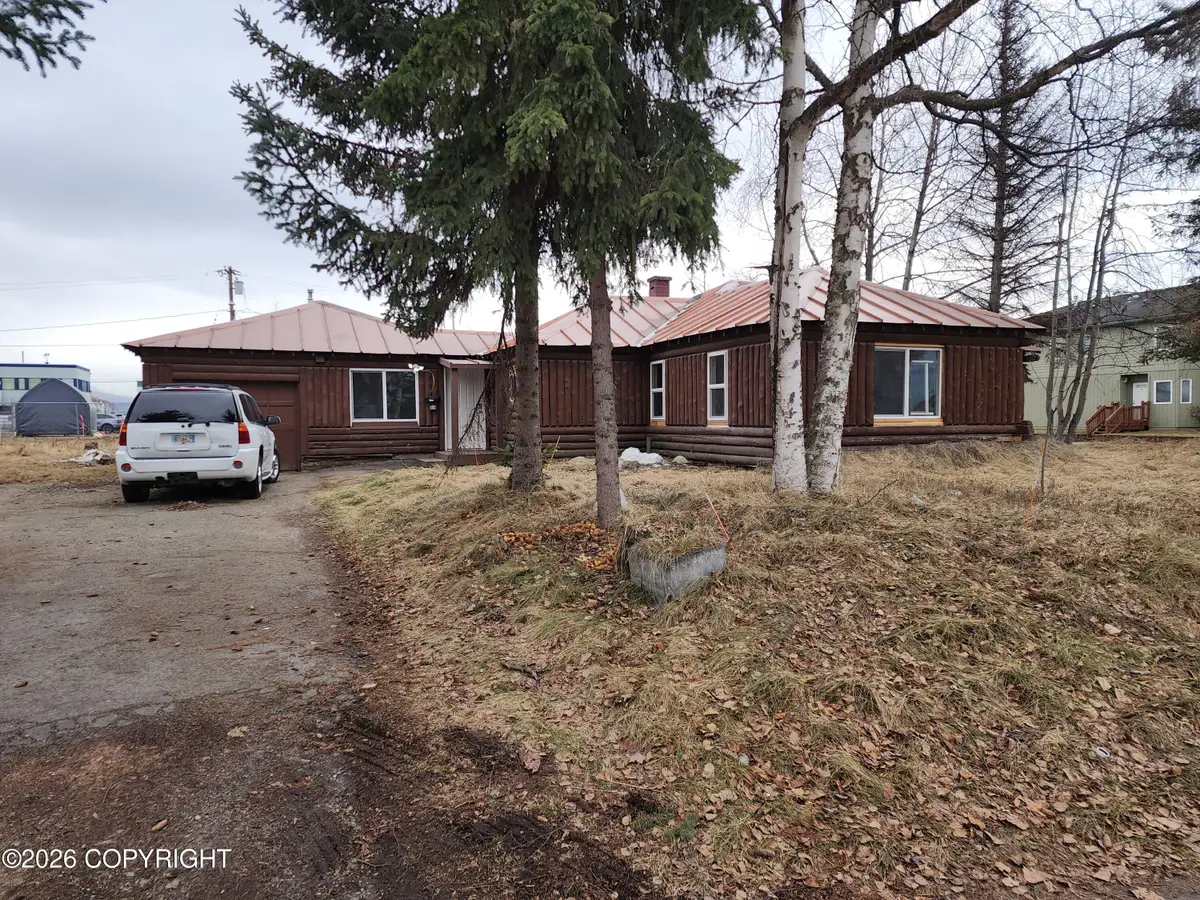 835 Nelchina Street, Anchorage, AK 99501 - #1