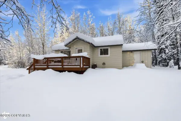 1765 N Kerrylynn Lane, Wasilla, AK 99623