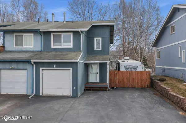 8031 Clear Haven Circle, Anchorage, AK 99507