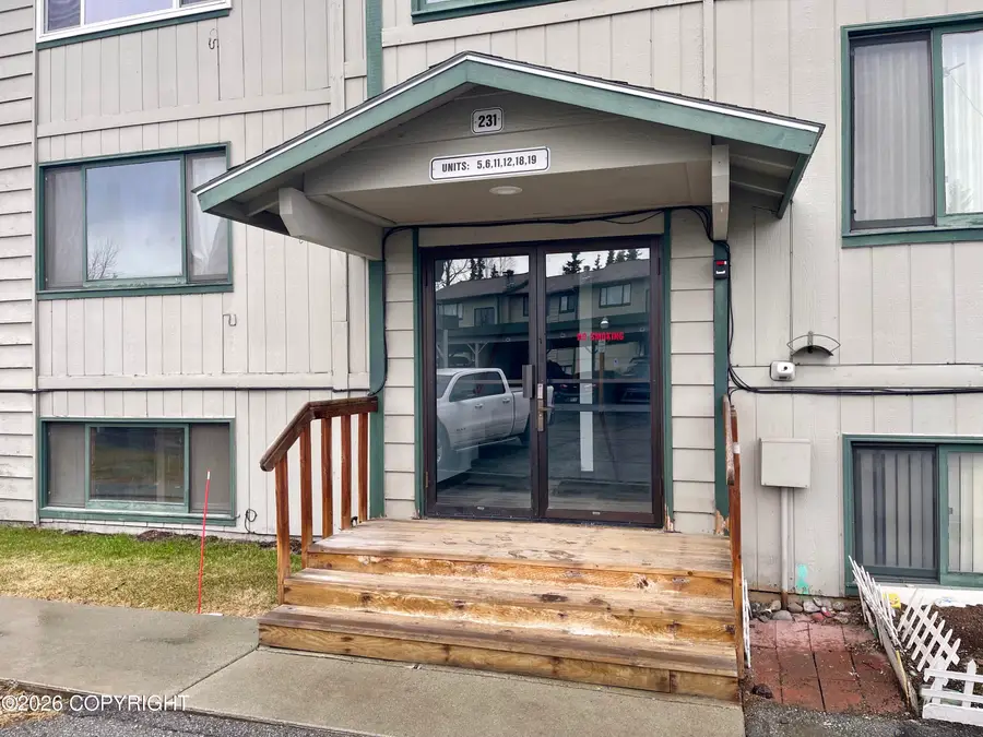 231 Mccarrey Street #5B, Anchorage, AK 99508 - #2
