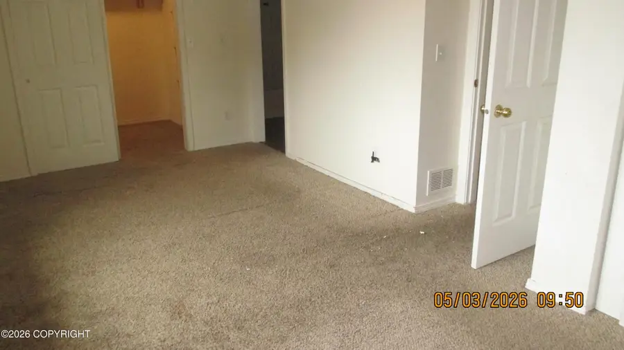275 Creekside Street #4, Anchorage, AK 99504 - #3