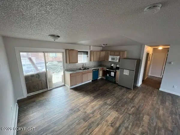 4414 E 6th Avenue, Anchorage, AK 99508