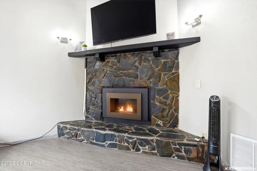 3140 Marathon Circle, Anchorage, AK 99515 - #3