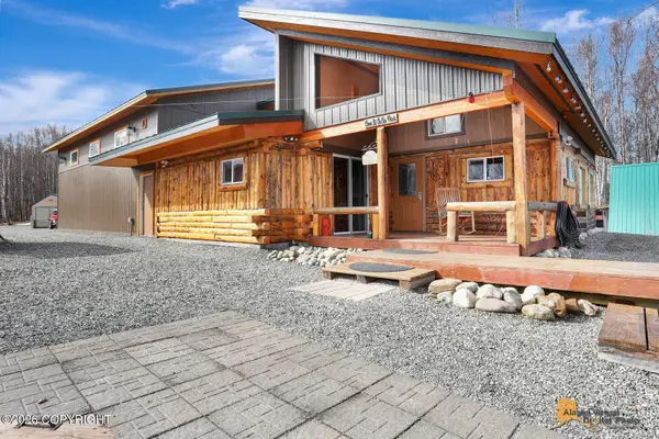 10633 N Crystal Shores Road, Willow, AK 99688