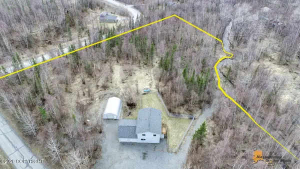 6400 N Weltin Way, Palmer, AK 99645