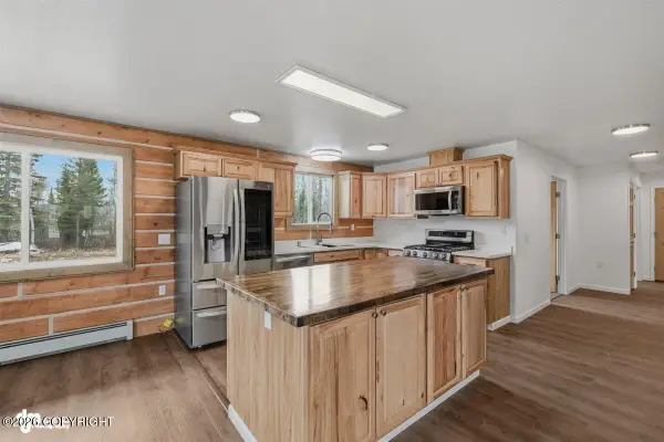 14073 W Brittany Lou Avenue, Houston, AK 99623