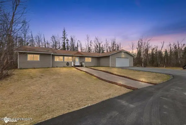 4417 E Mary Martin Drive, Wasilla, AK 99654