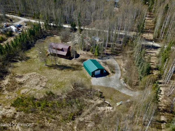 890 Amanita Road, Fairbanks, AK 99712