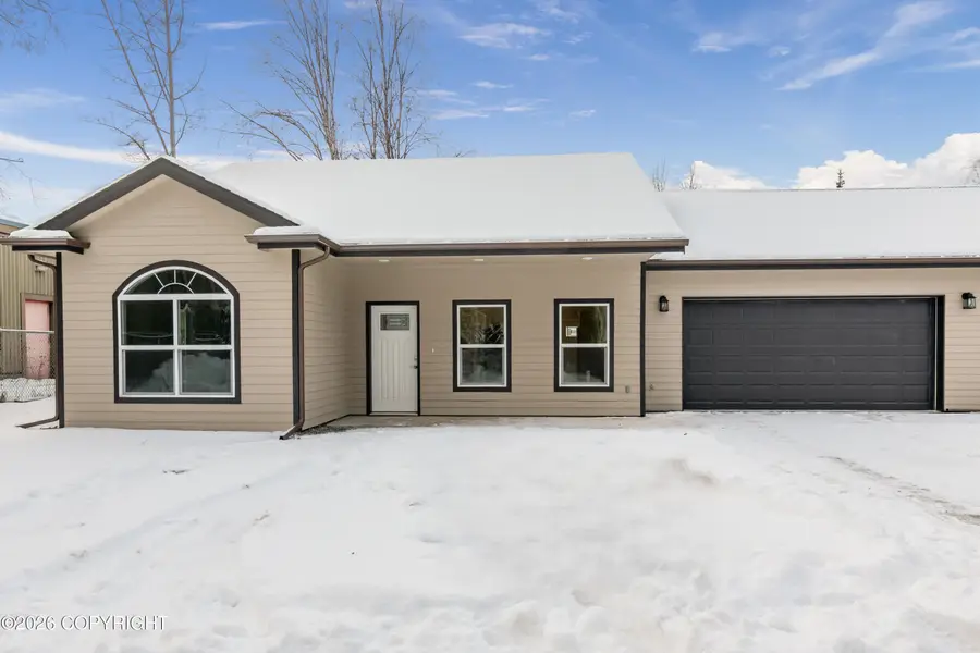 129 E Corral Avenue, Soldotna, AK 99669 - #2