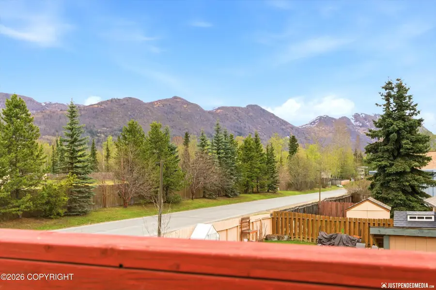 18635 N Lowrie Loop, Eagle River, AK 99577 - #2